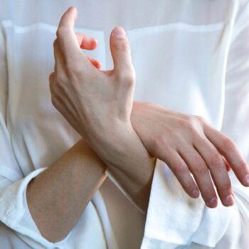 Neye odaklanıyorsak onu yaratıyoruz! – Begüm Karataylıoğlu